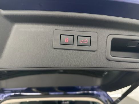 Used 2024 Subaru Forester Sport AWD/4WD image 37