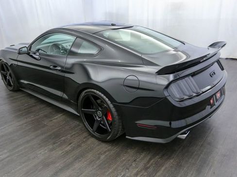 Used 2017 Ford Mustang GT Premium w/ GT Performance Package RWD image 11
