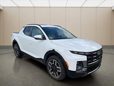 Used 2025 Hyundai Santa Cruz Limited AWD/4WD image 9