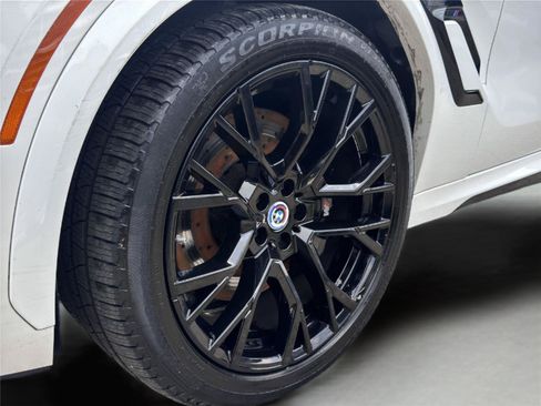 Used 2022 BMW X6 M w/ Competition Package AWD/4WD image 10