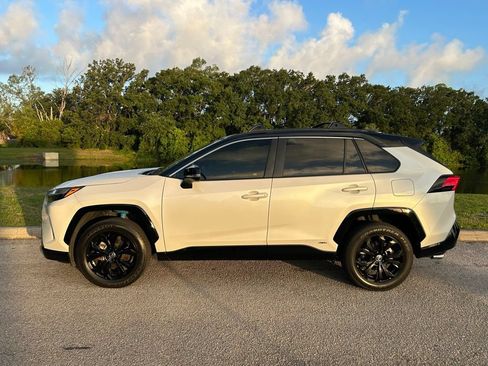 Certified 2024 Toyota RAV4 XSE w/ Advanced Technology Package AWD/4WD image 3