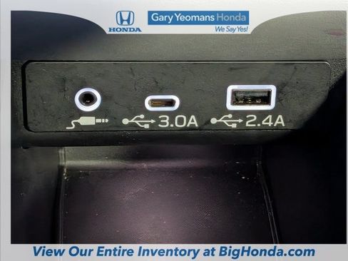 Used 2025 Subaru Outback Premium AWD/4WD image 29