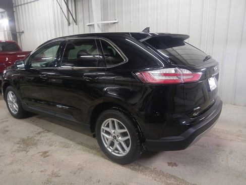 Used 2024 Ford Edge SEL image 23