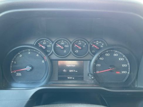 Used 2021 GMC Sierra 3500 4x4 Crew Cab w/ Gooseneck/5TH Wheel Package image 18