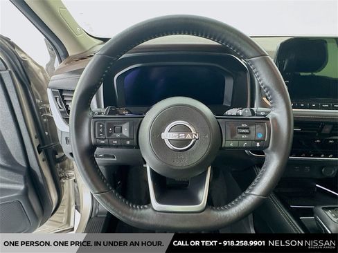 Certified 2023 Nissan Rogue Platinum w/ Platinum Premium Package image 11