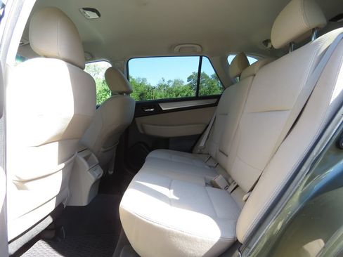 Used 2019 Subaru Outback 2.5i Premium AWD/4WD image 20