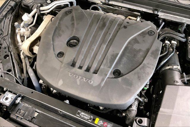 Certified 2023 Volvo S60 B5 Core w/ Climate Package FWD image 36