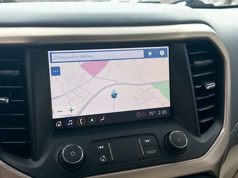 Used 2021 GMC Acadia Denali w/ Denali Technology Package AWD/4WD image 13
