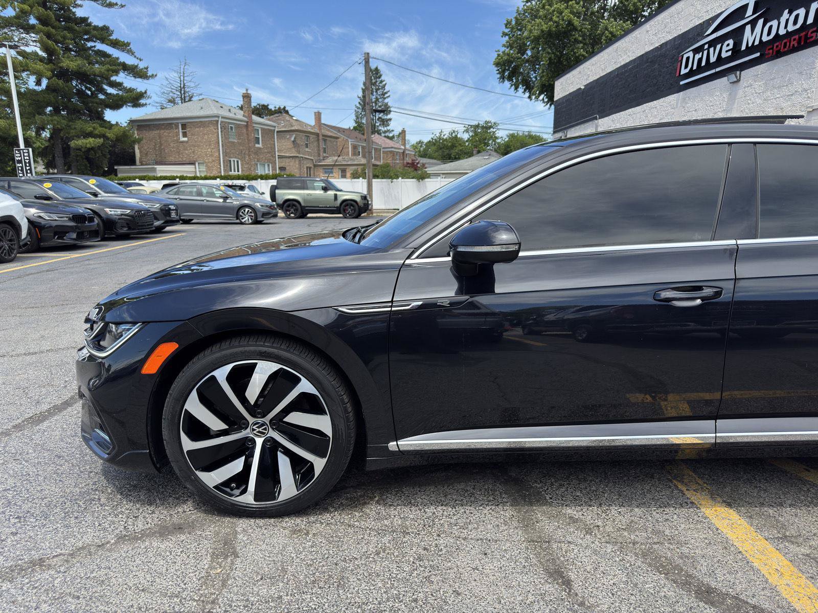Used 2021 Volkswagen Arteon SEL w/ Luggage Net & Mats Package FWD image 2