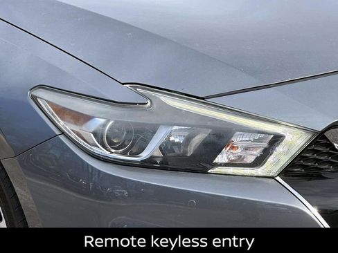 Used 2018 Nissan Maxima 3.5 SV image 10