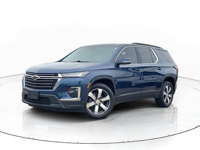 Used 2023 Chevrolet Traverse LT w/ LT Premium Package AWD/4WD image 1