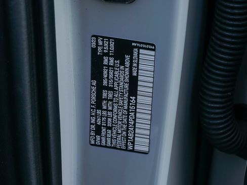 Certified 2023 Porsche Cayenne S Platinum AWD/4WD image 11