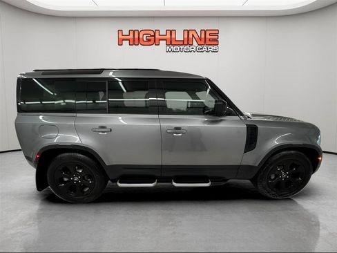 Used 2020 Land Rover Defender 110 SE AWD/4WD image 4
