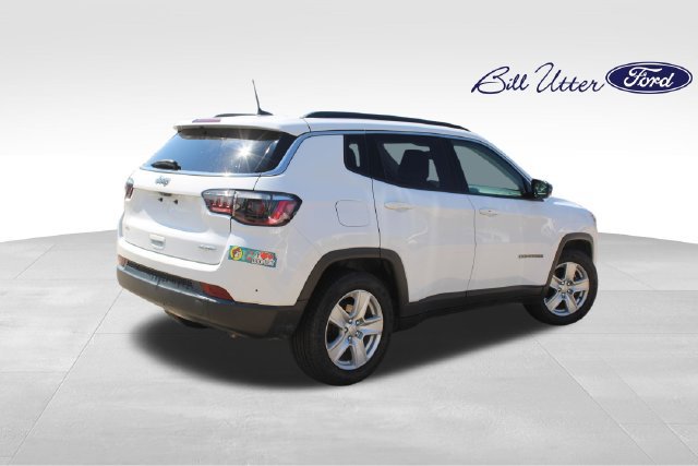 Used 2022 Jeep Compass Latitude FWD image 5