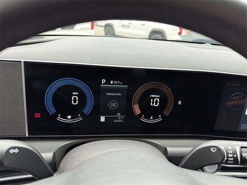 Used 2025 Hyundai Tucson SEL image 18