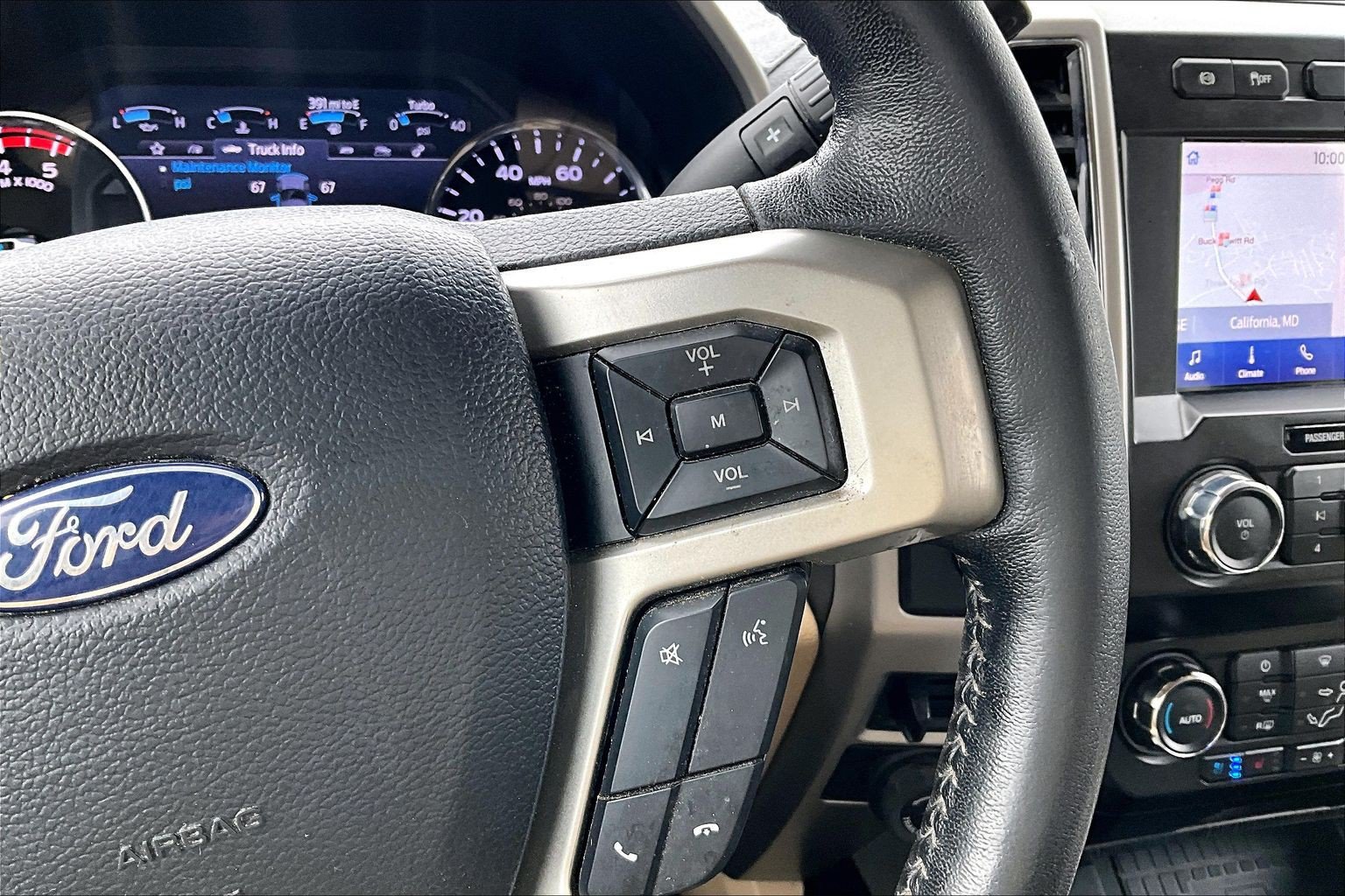 Used 2020 Ford F250 Lariat w/ Lariat Ultimate Package AWD/4WD image 13