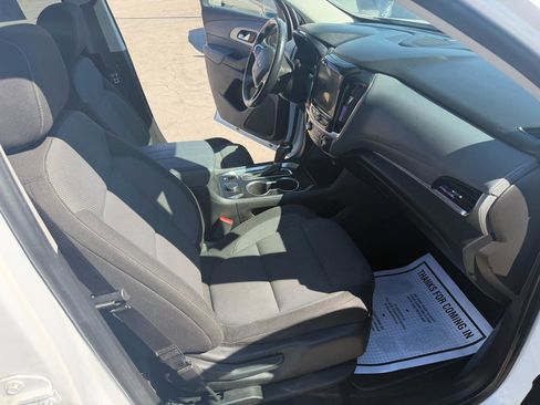 Used 2019 Chevrolet Traverse LT FWD image 16