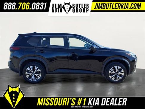 Used 2023 Nissan Rogue SV image 31