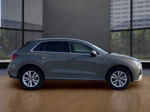 Used 2025 Audi Q3 2.0T Premium image 6