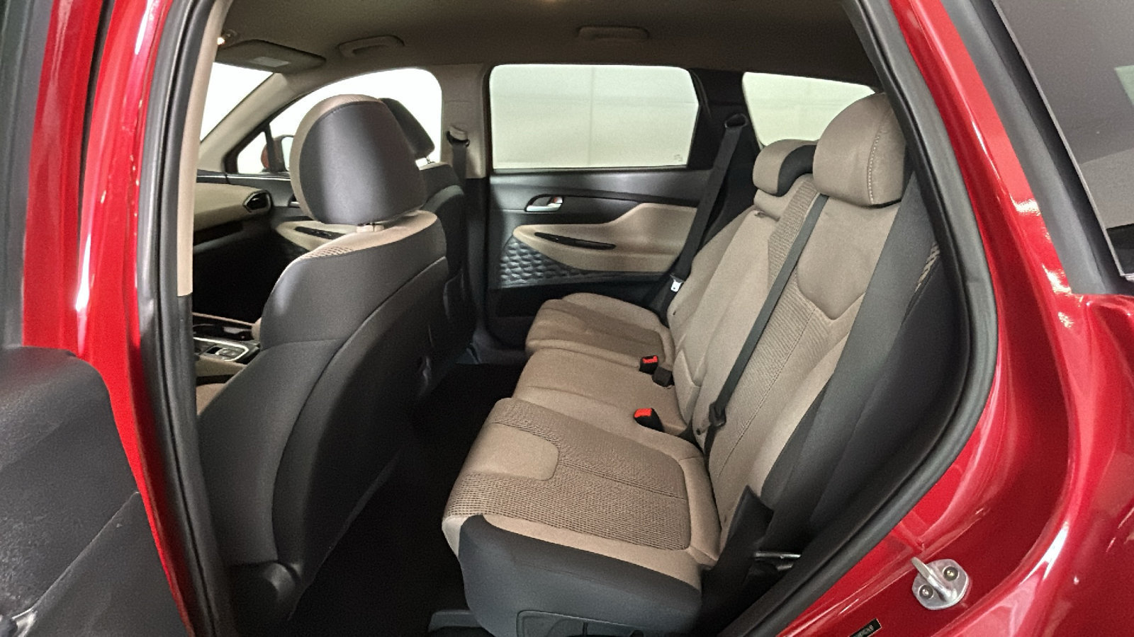 Used 2019 Hyundai Santa Fe SEL FWD image 33
