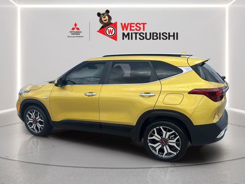 Used 2022 Kia Seltos SX w/ Sunroof Package AWD/4WD image 4