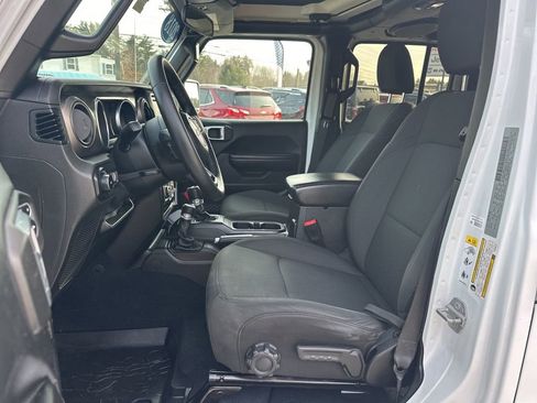 Used 2018 Jeep Wrangler Unlimited Sport S image 14