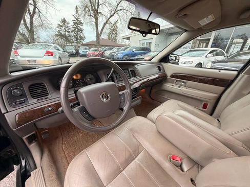 Used 2010 Mercury Grand Marquis LS image 9