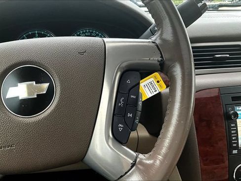 Used 2009 Chevrolet Tahoe LTZ AWD/4WD image 12
