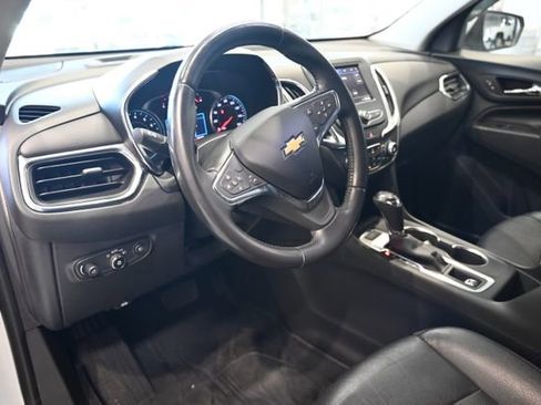 Used 2021 Chevrolet Equinox LT AWD/4WD image 14