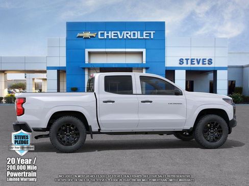 New 2026 Chevrolet Colorado W/T image 5