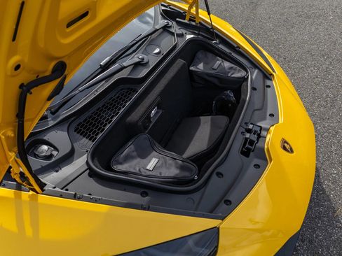 Used 2024 Lamborghini Huracan EVO image 76