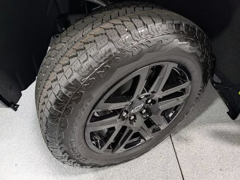 New 2026 Chevrolet Silverado 1500 LT Trail Boss w/ LT Trail Boss Premium Package AWD/4WD image 12