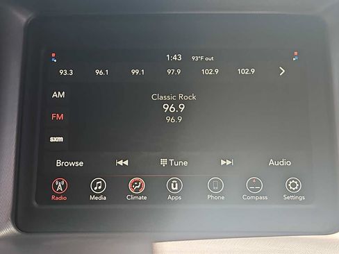 Used 2021 Dodge Charger SXT RWD image 12