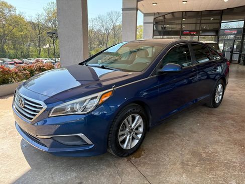 Used 2016 Hyundai Sonata SE FWD image 3
