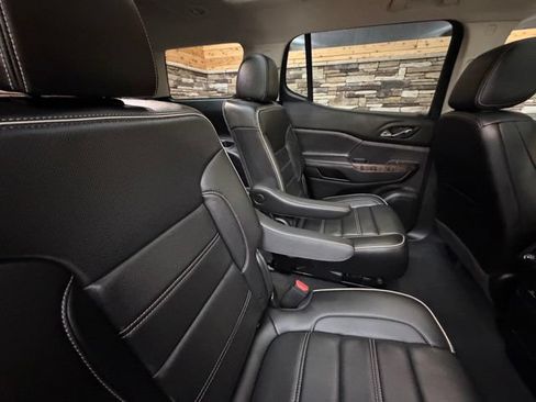Used 2023 GMC Acadia Denali w/ Denali Ultimate Package AWD/4WD image 36