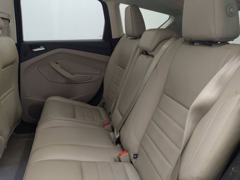 Used 2015 Ford Escape Titanium w/ Equipment Group 301A FWD image 18