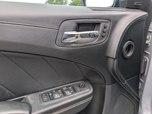 Used 2020 Dodge Charger SRT Hellcat w/ Harman/Kardon Audio Group RWD image 19