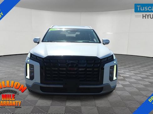 Used 2024 Hyundai Palisade Limited AWD/4WD image 2