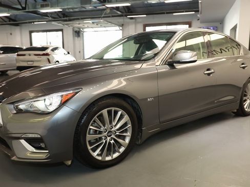 Used 2021 INFINITI Q50 Luxe image 3