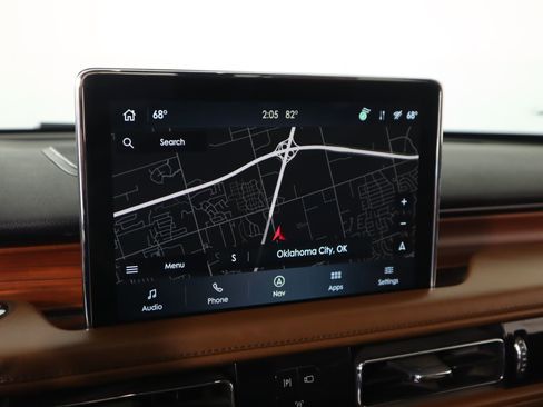 Used 2021 Lincoln Aviator Reserve w/ Equipment Group 201A image 7