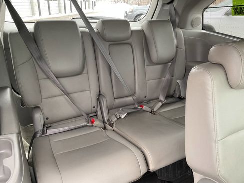 Used 2017 Honda Odyssey Touring Elite image 45