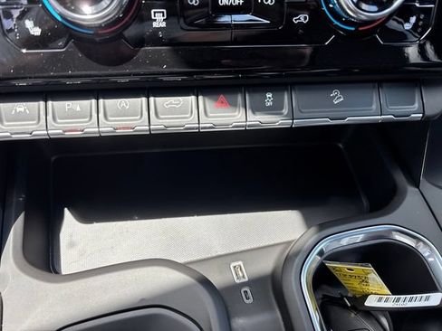 New 2026 GMC Sierra 1500 Denali AWD/4WD image 18