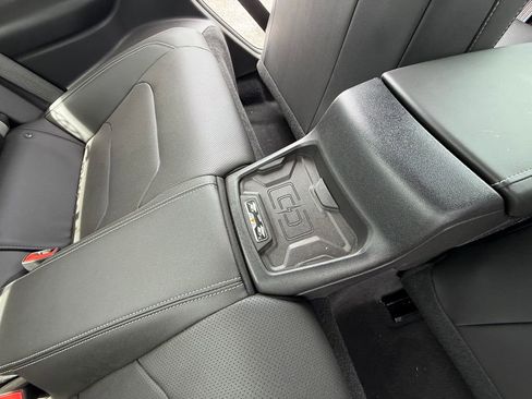 Used 2021 Chevrolet Camaro SS w/ LPO, Ground Effects Package RWD image 9