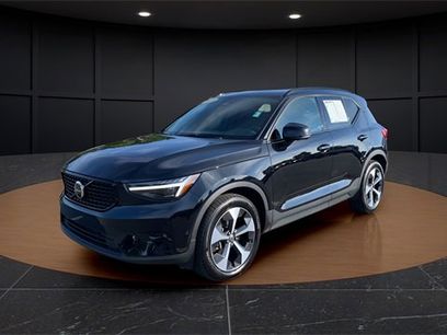 Used 2025 Volvo XC40 B5 Plus w/ Protection Package Premier