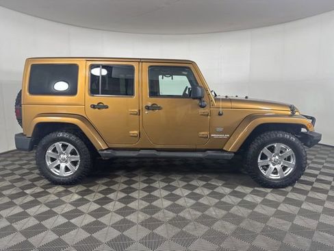 Used 2011 Jeep Wrangler Unlimited 70th Anniversary w/ Dual Top Group image 2