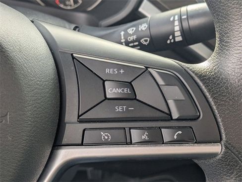 Used 2023 Nissan Altima 2.5 SV image 18