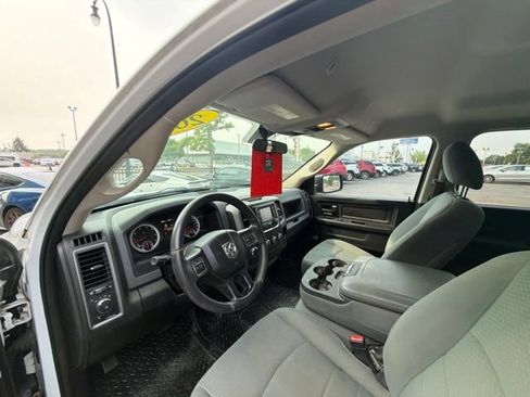 Used 2018 RAM 1500 Express w/ Express Value Package AWD/4WD image 18