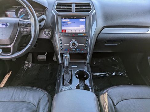Used 2019 Ford Explorer Sport w/ Equipment Group 401A image 18