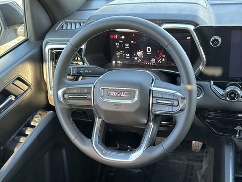 New 2026 GMC Canyon Elevation w/ LPO, Black Badging Package image 8