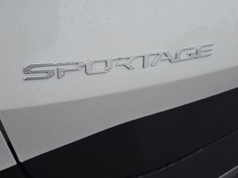New 2026 Kia Sportage EX w/ EX Panoramic Sunroof Package AWD/4WD image 11